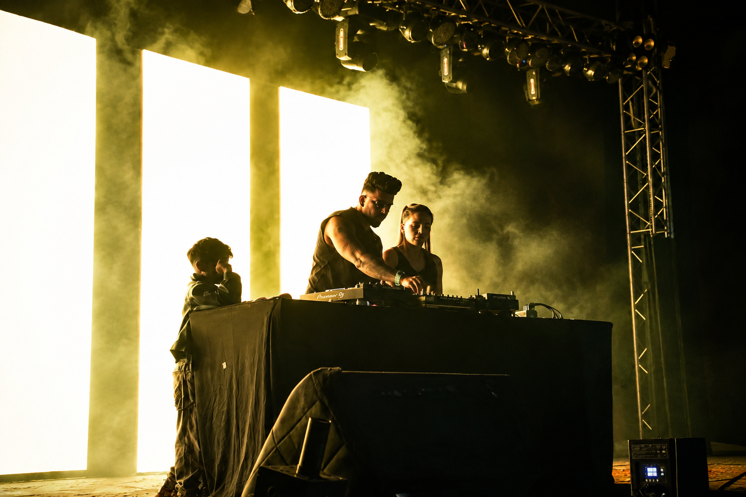 DJ Youbiz Audience